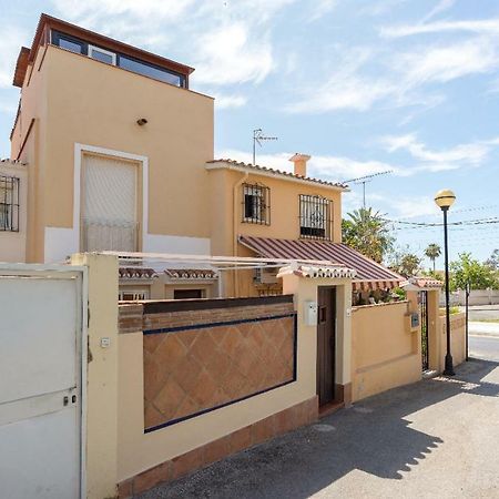 Cozy Loft Near The Beach Lägenhet Torremolinos Exteriör bild